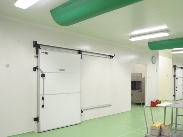 Single sliding insulated cold-storage door installation reference